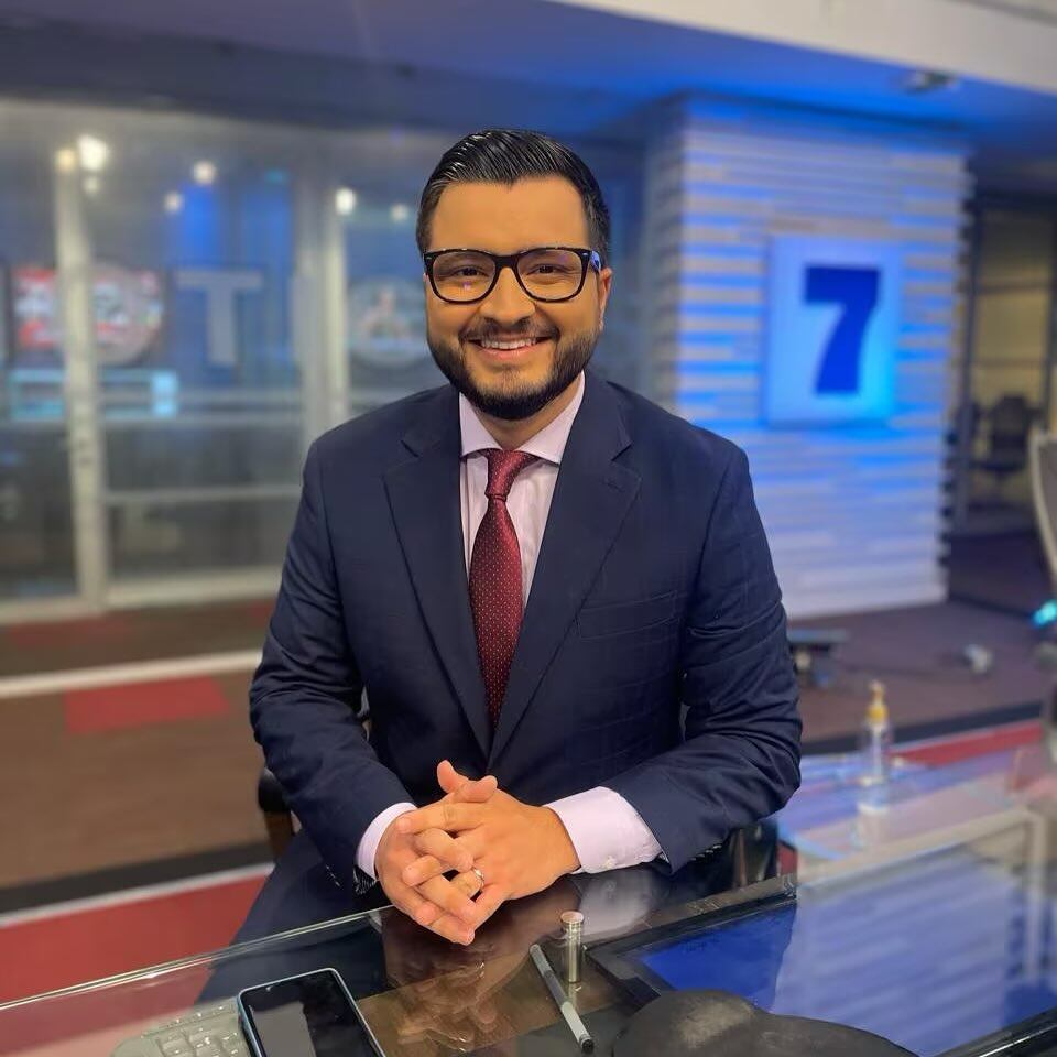 Daniel Céspedes vive una semana muy especial porque está de aniversario en Teletica.