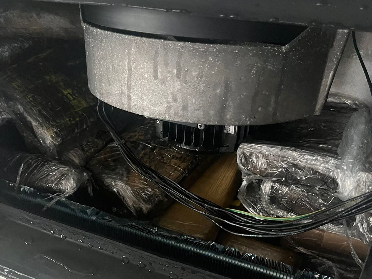 Decomisan 60 kilos de cocaína dentro de contenedor en terminal de contenedores en Moín.