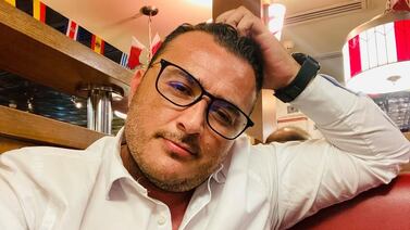 Seguidores de Fabián Borbón arremeten contra Teletica tras su despido