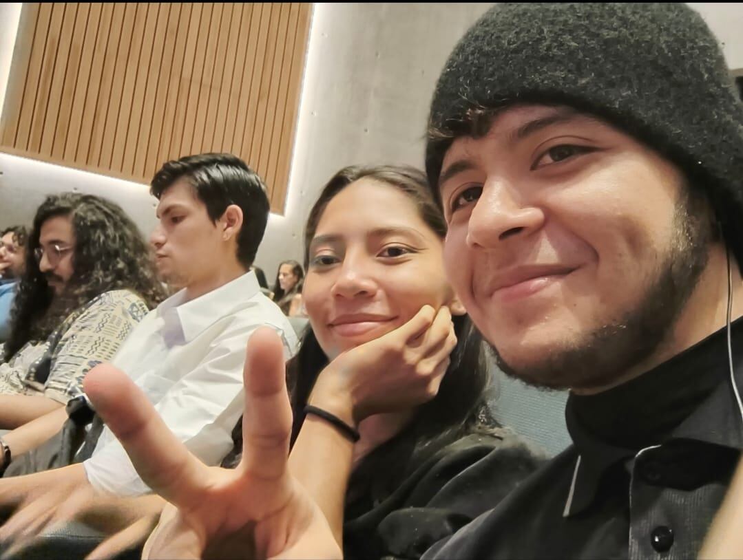 Andy Jarquín Rosales es un nicaragüense de apenas 20 años que ha vivido en carne propia lo duro que significa dejar atrás la patria y empezar de cero en otro país.