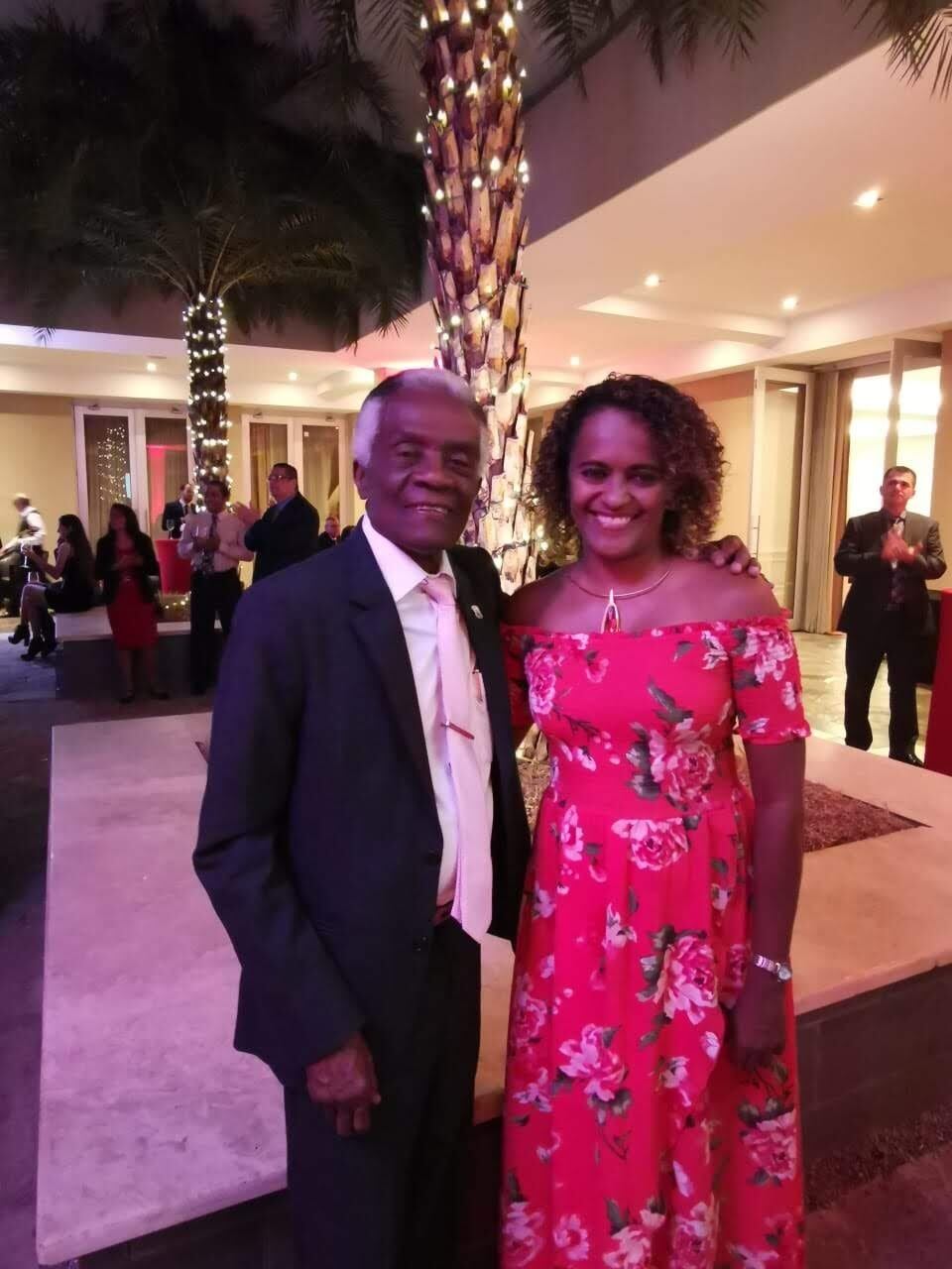 Patricia Lescouflair es morada envenenada y su papá, Lugder Lescouflair es anti morado. Él fue cónsul honorario de Haití en Costa Rica. Cortesía.