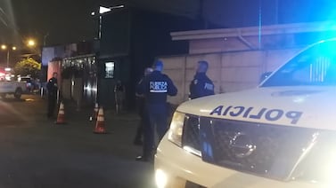 Disparos dejan a un adolescente y a un adulto en condición grave