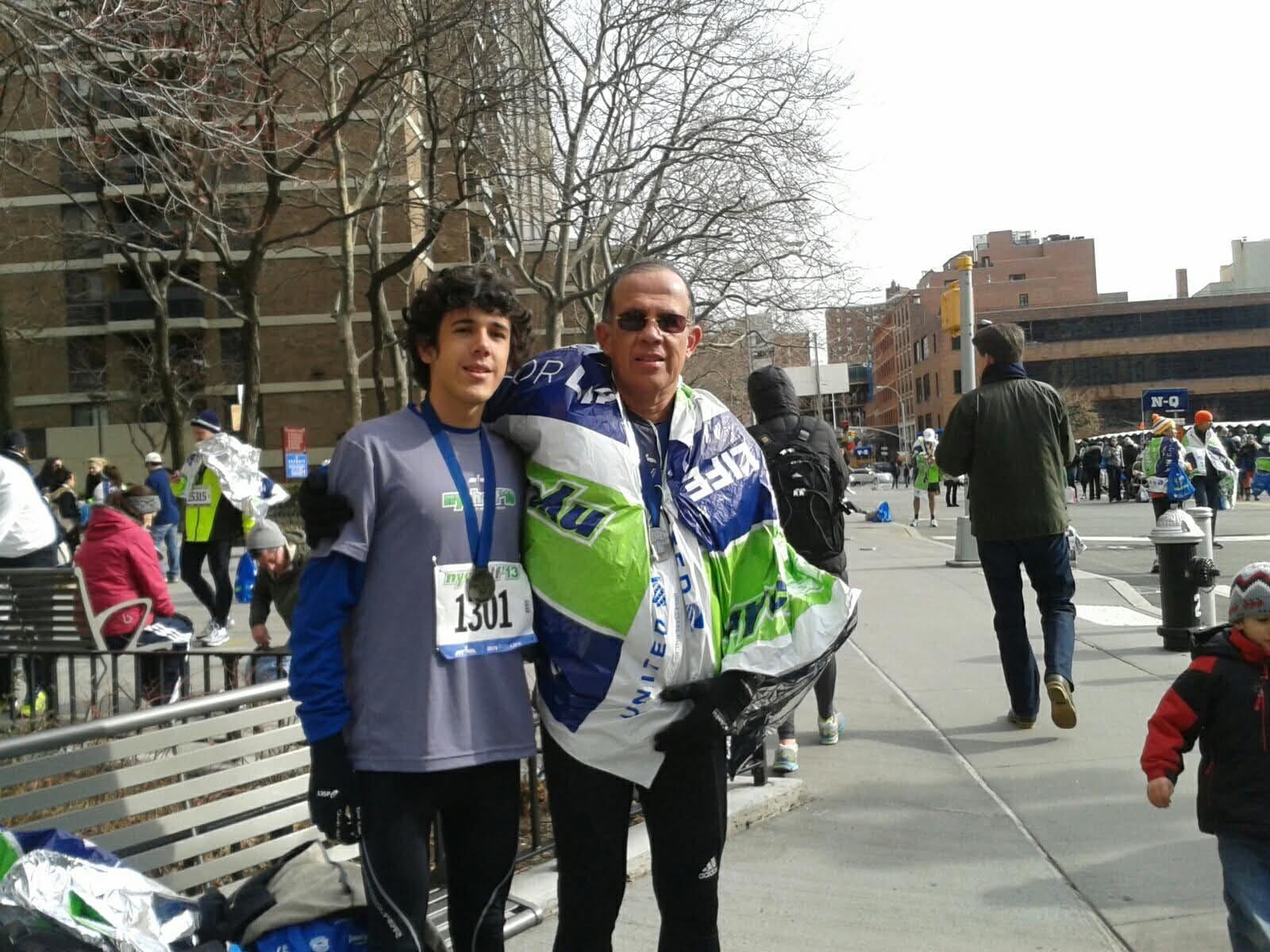 Daniel Johanning y su padre, don Marco comparten algo más que la sangre y es el amor por el deporte. Cortesía.