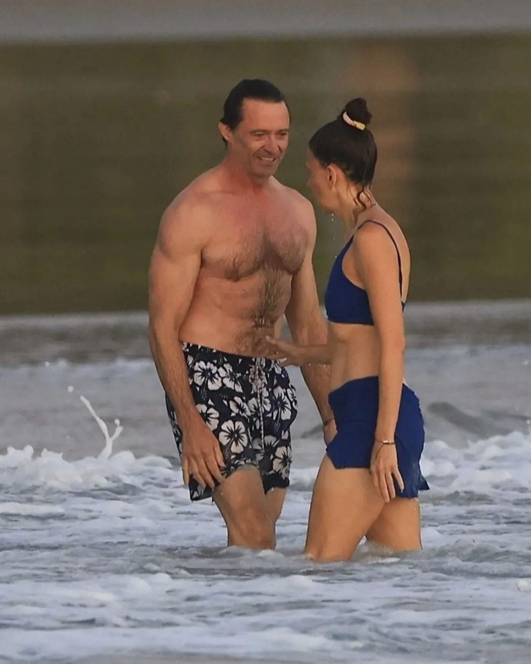 Hugh Jackman, recordado por interpretar a Wolverine, fue visto vacacionando en Costa Rica.