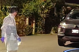 Sicario llegó vestido de negro y asesinó a un joven de varios disparos por la espalda en Jacó