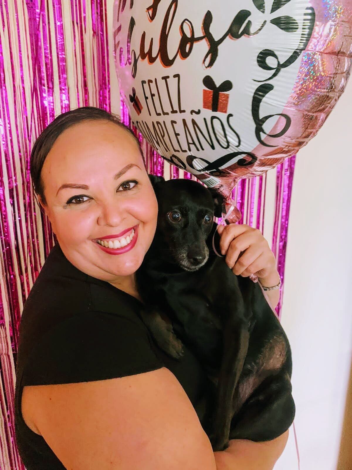 Mamá de perrito rescatado asegura que peludito vino a llenar un vacío.