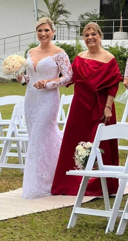 Fotos de uso exclusivo para La Teja. Boda de diputada María Marta Carballo.