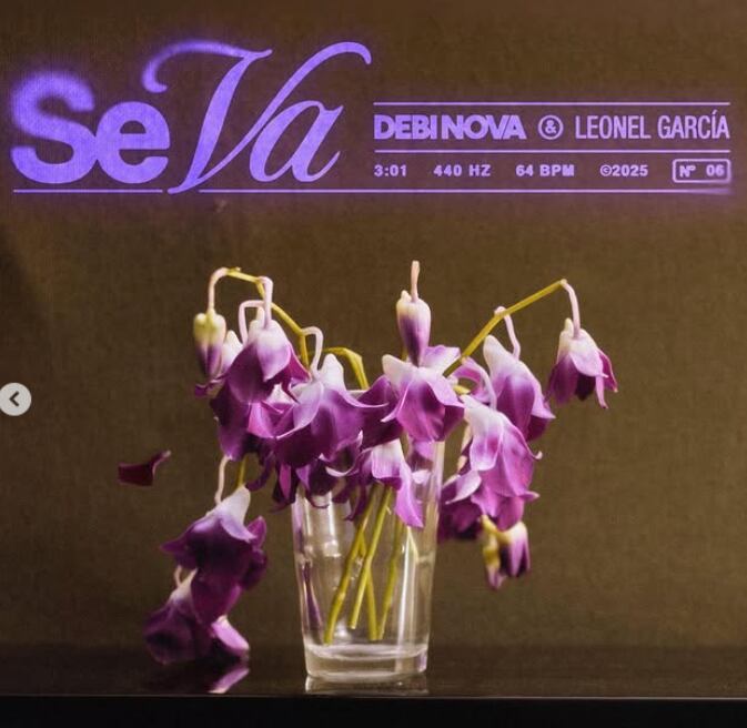 Debi Nova junto a Leonel García de Sin Bandera