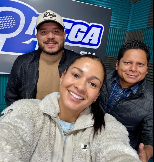 Humoristas de Omega Estéreo (105.1 F.M.)