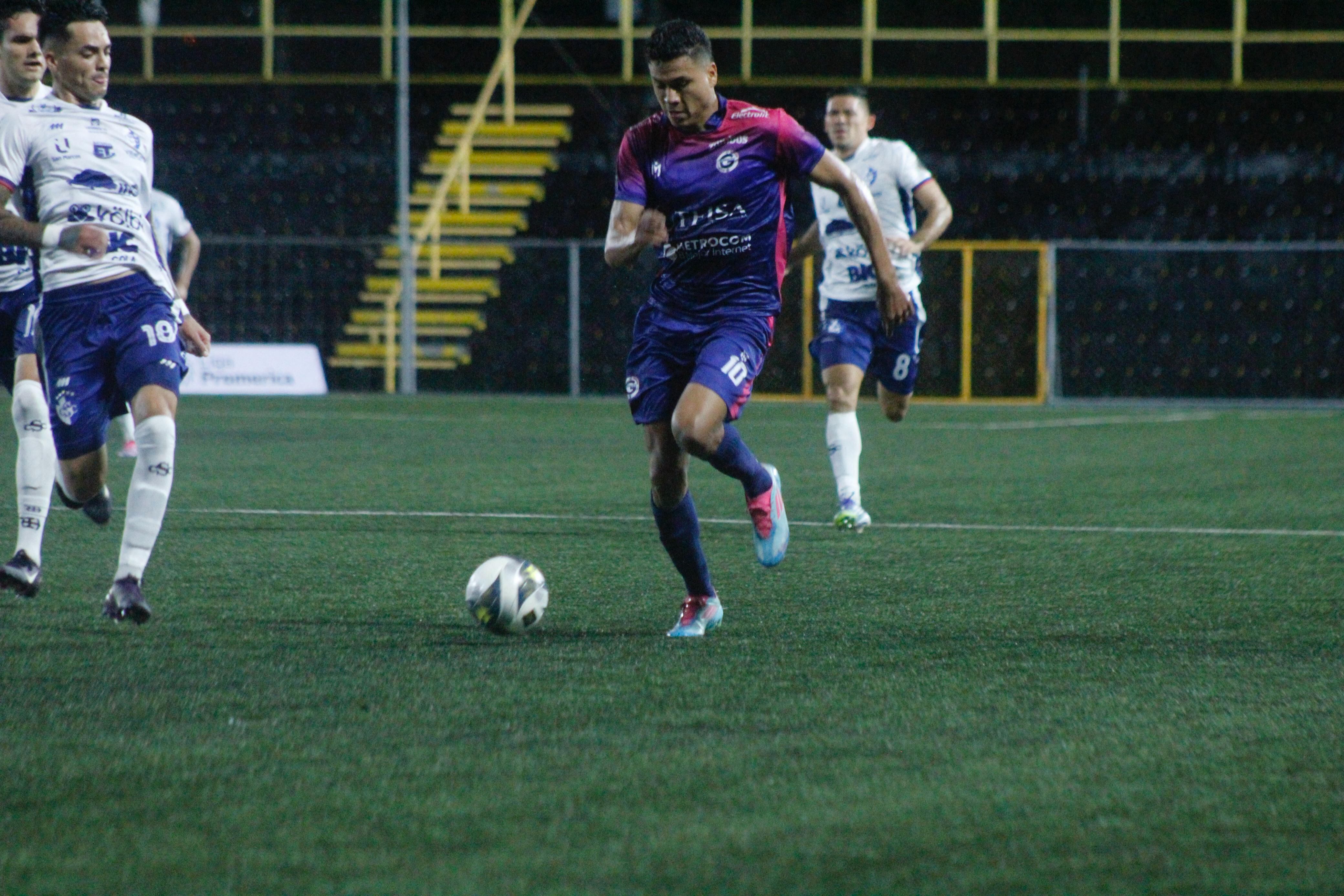 Guadalupe vs Cartaginés, estadio Coyella Fonseca