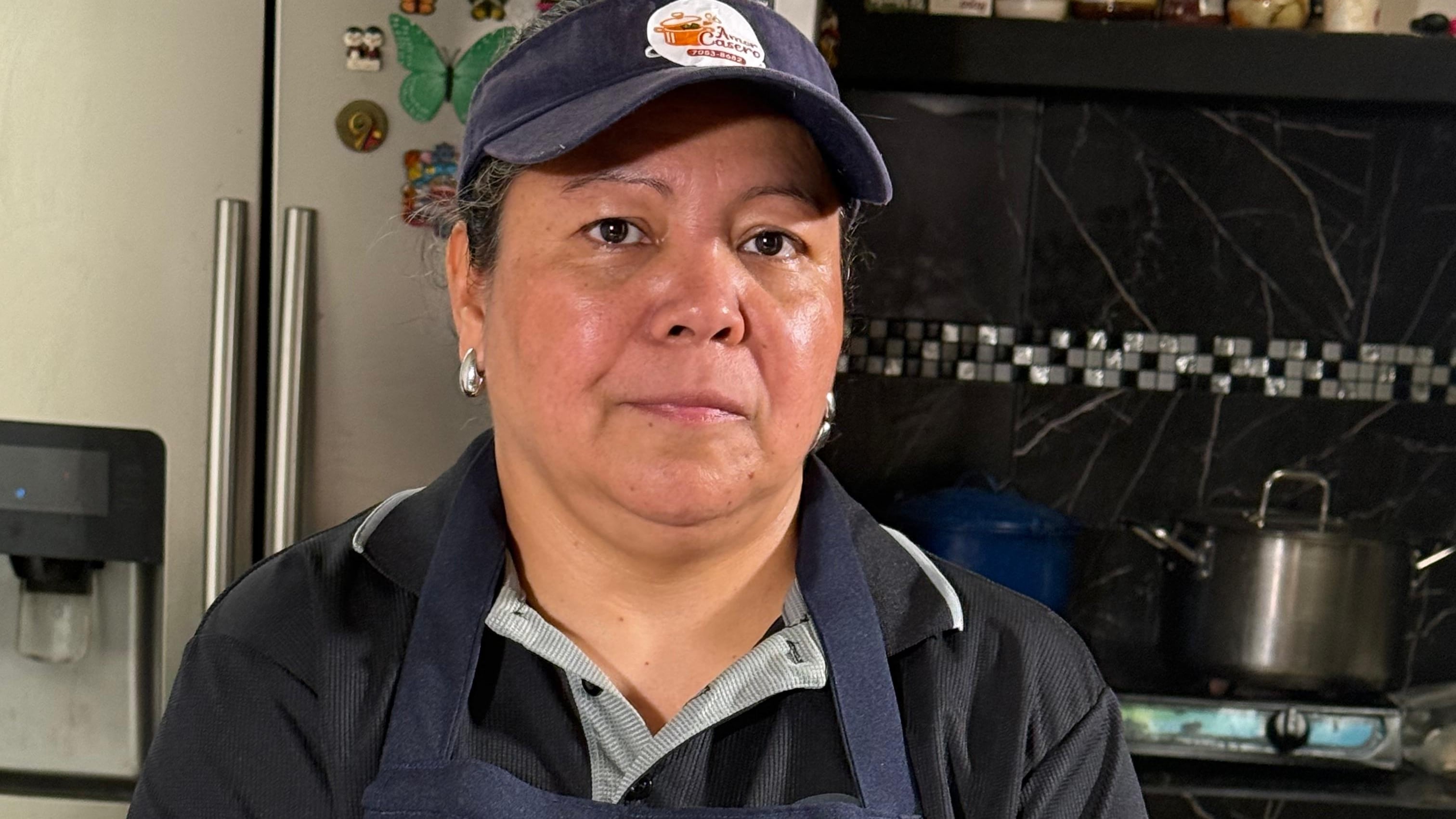 Mujer de 54 años encuentra en los tamales la salvación económica que necesitaba