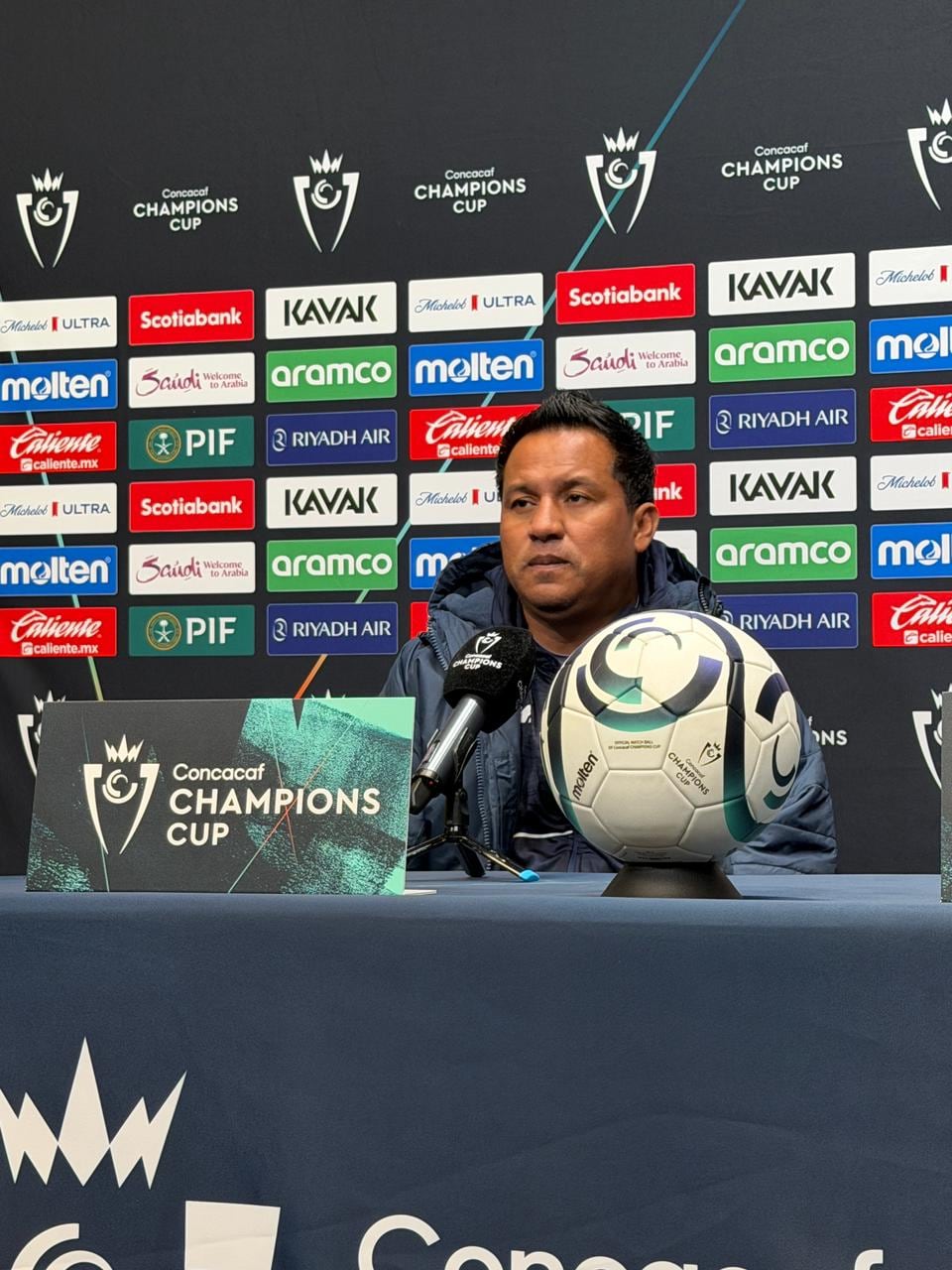 Amarini Villatoro, técnico del Cartaginés.