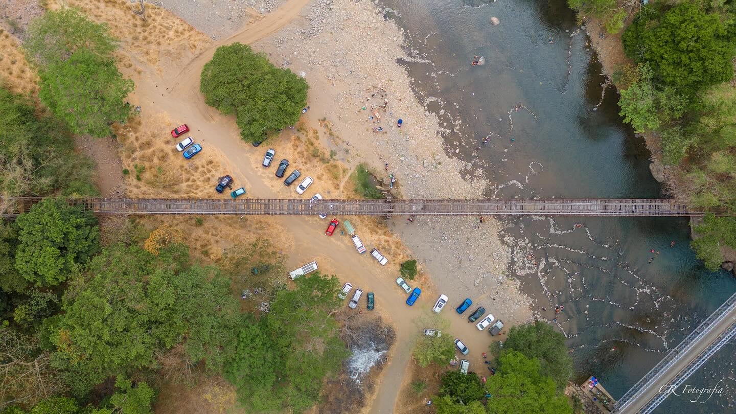 Un grupo de WhatsApp llamado “Inquebrantables” se ha convertido en un salvavidas emocional para decenas de personas amputadas en Costa Rica. Lo abrió Gabriela Bustos Paniagua quien también es amputada