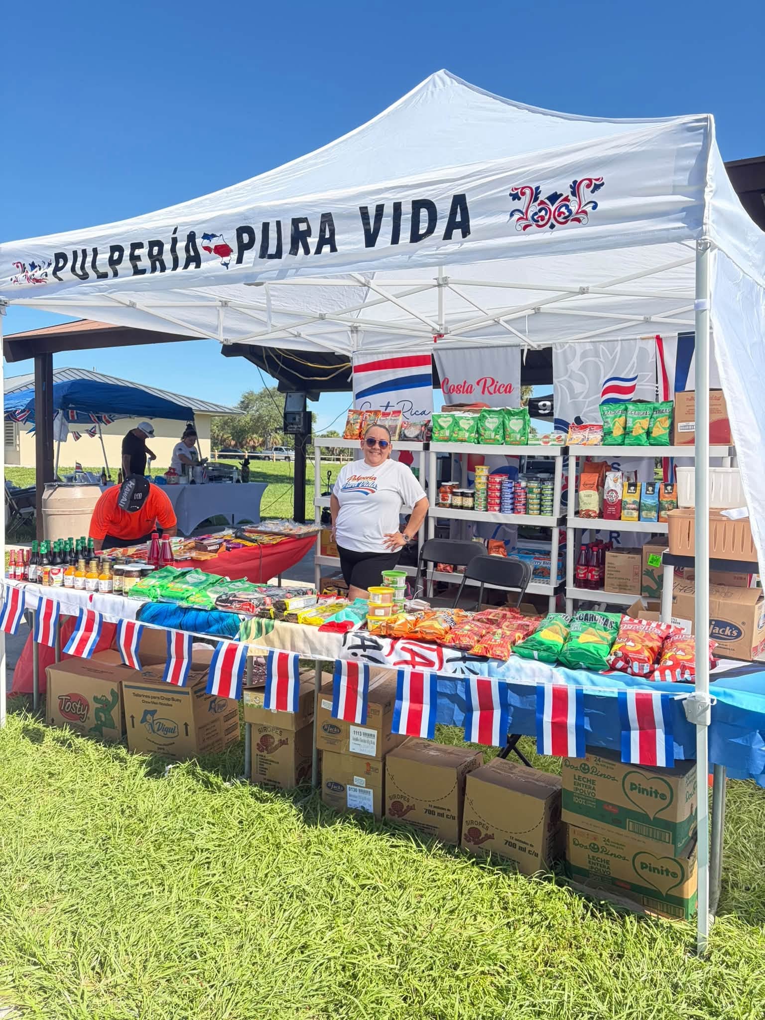 el domingo 27 de setiembre en la gran fiesta patria organizada por Costa Rica Productions en el John Prince Park de Lake Worth, el “Gran Festival de la Independencia de Costa Rica”, en Florida.