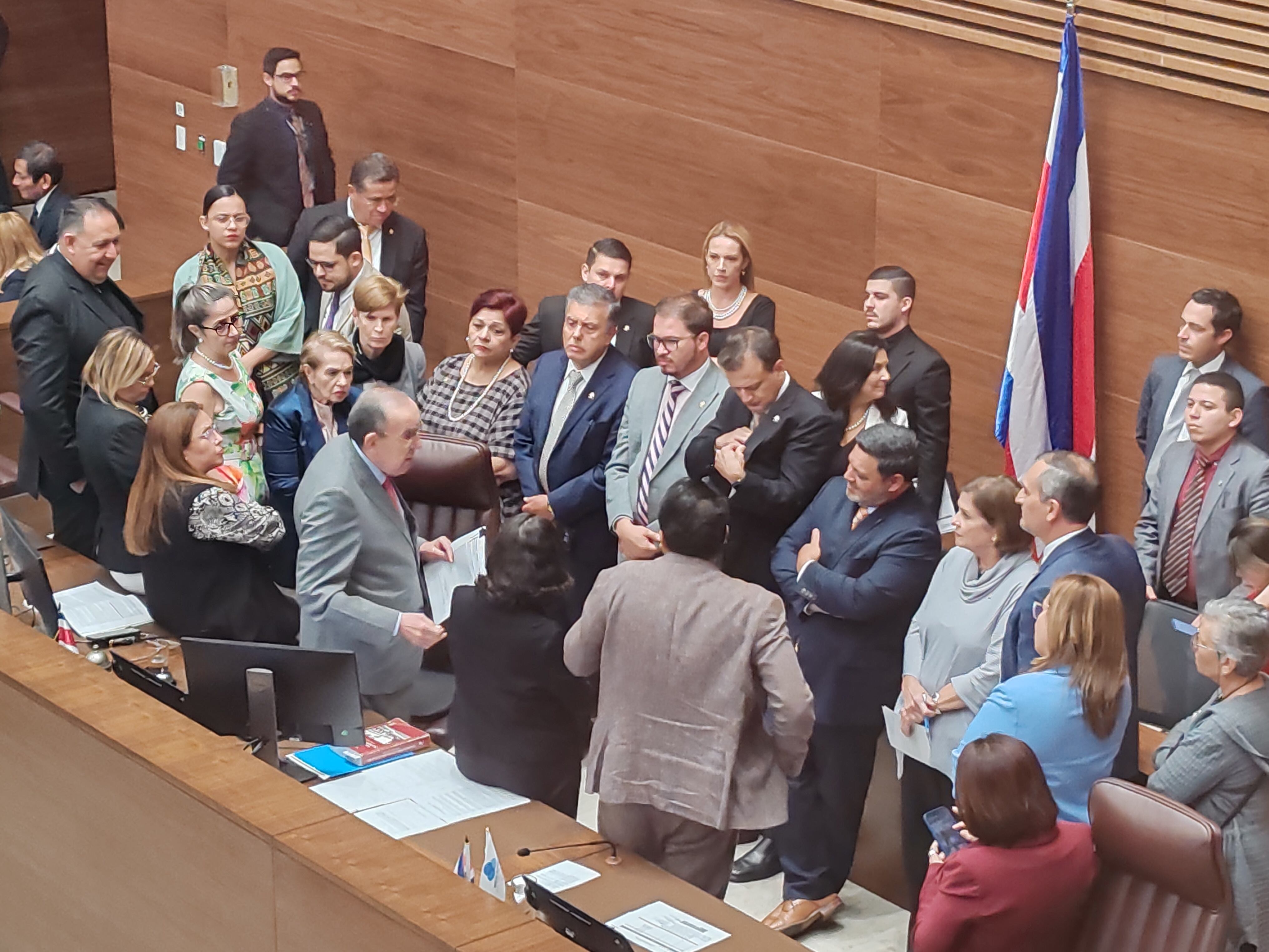 Plenario. Diputados. Asamblea Legislativa.