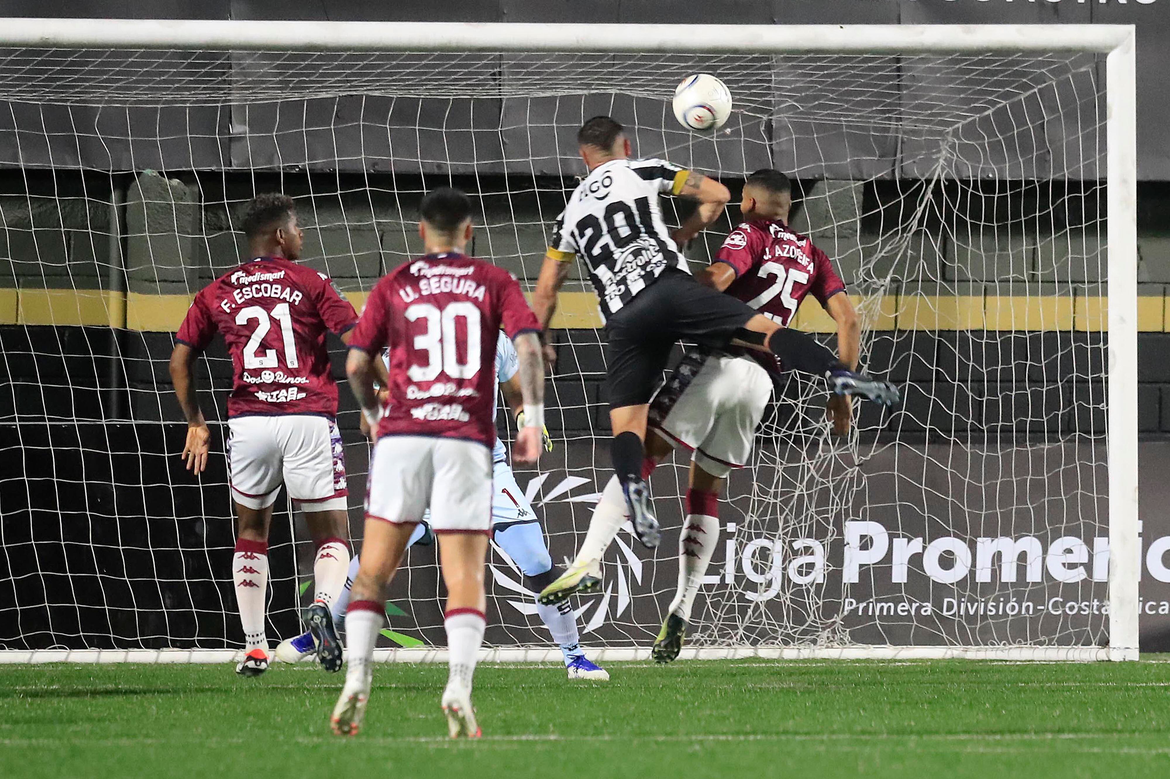 24/09/2023      Estadio Ernesto Rohrmoser, Pavas. Sporting FC recibió al Deportivo Saprissa, en partido de la jornada 12, Torneo de Apertura, Liga Promérica 2023.