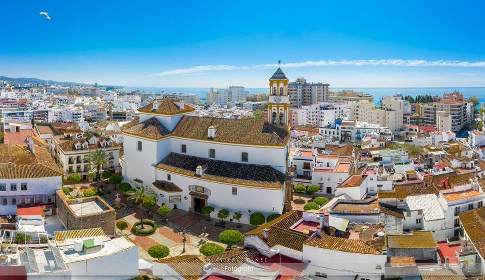 Policía Nacional de España detiene a cuatro sospechosos de participar en plan para homicidio de tico. Foto tomada del Facebook del Ayuntamiento de Marbella.