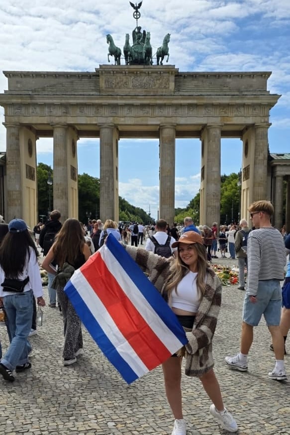Laura Álvarez, herediana de San Rafael de Heredia, llegó a Colonia, Alemania, en febrero de este año para trabajar como enfermera
