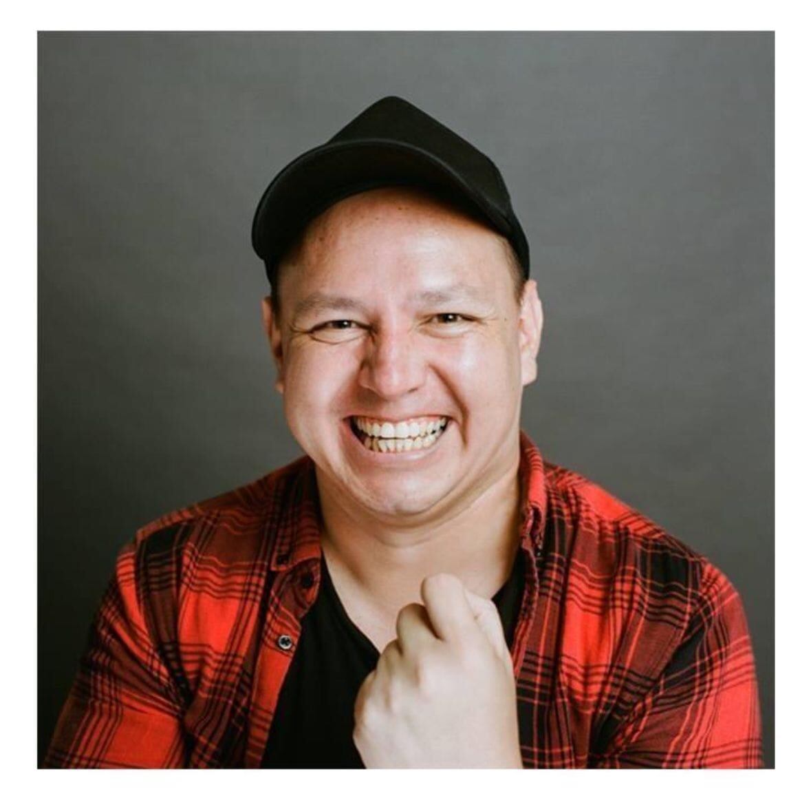 José Tenorio, Fotógrafo, productor y consultor es despedido en redes con decenas de mensajes