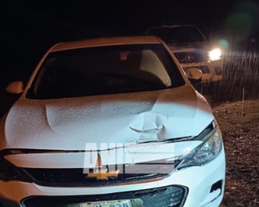 Un oficial de la Fuerza Pública perdió la vida en un trágico accidente de tránsito ocurrido en la zona sur del país, la noche del 26 de abril del 2026..
Lo identificaron con el apellido Vargas, de 57 años. Foto: ANI