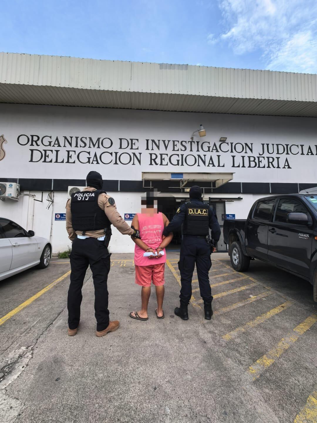 Al sospechoso le decomisaron un arma que coincide con la usada en el crimen.