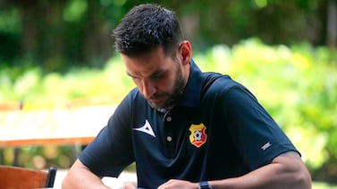 Yendrick Ruiz se agarra de la mano de Dios para regresar al Herediano lo más pronto posible