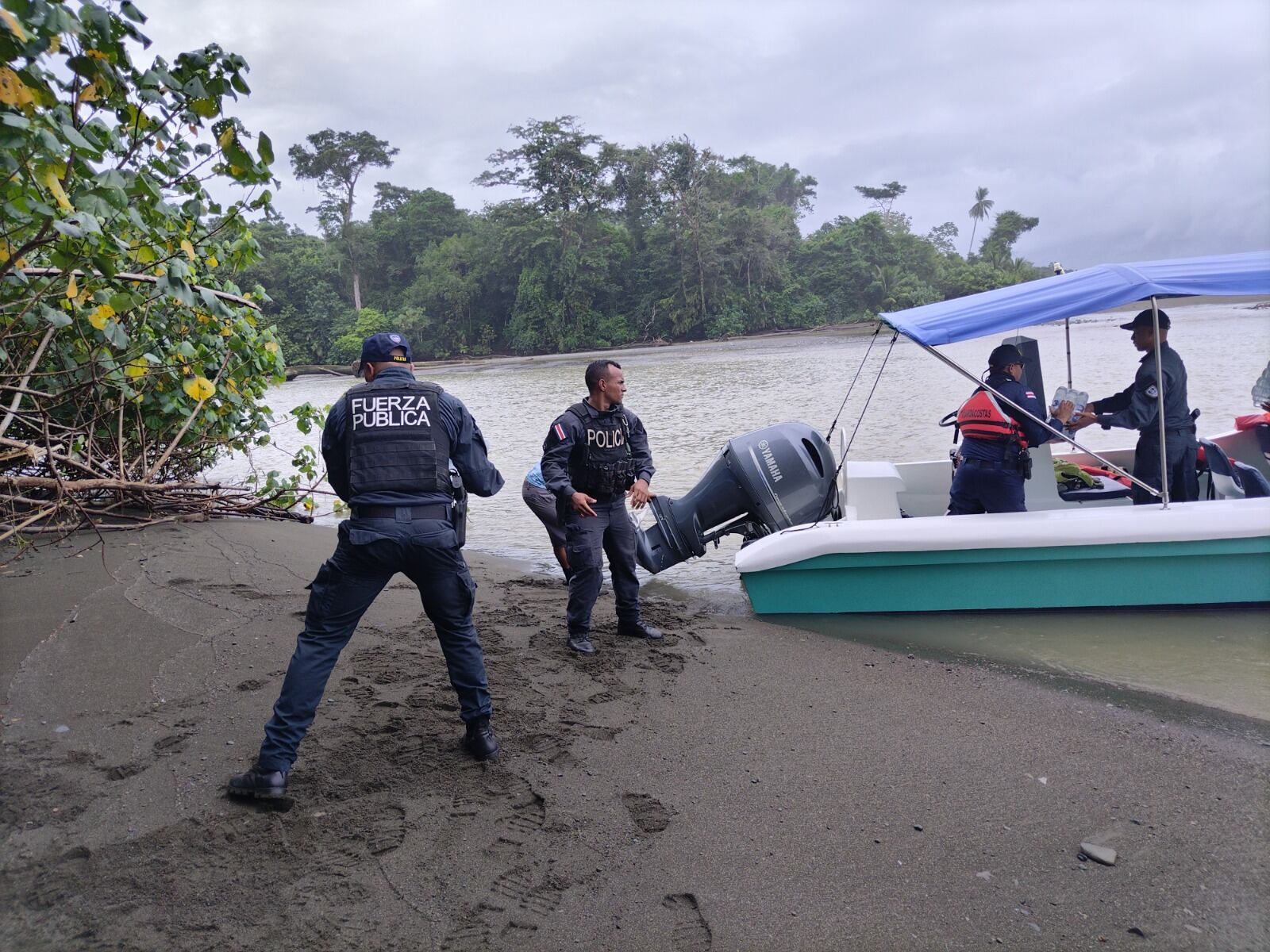 Anthony Abendaño, policía fallecido en Corcovado.