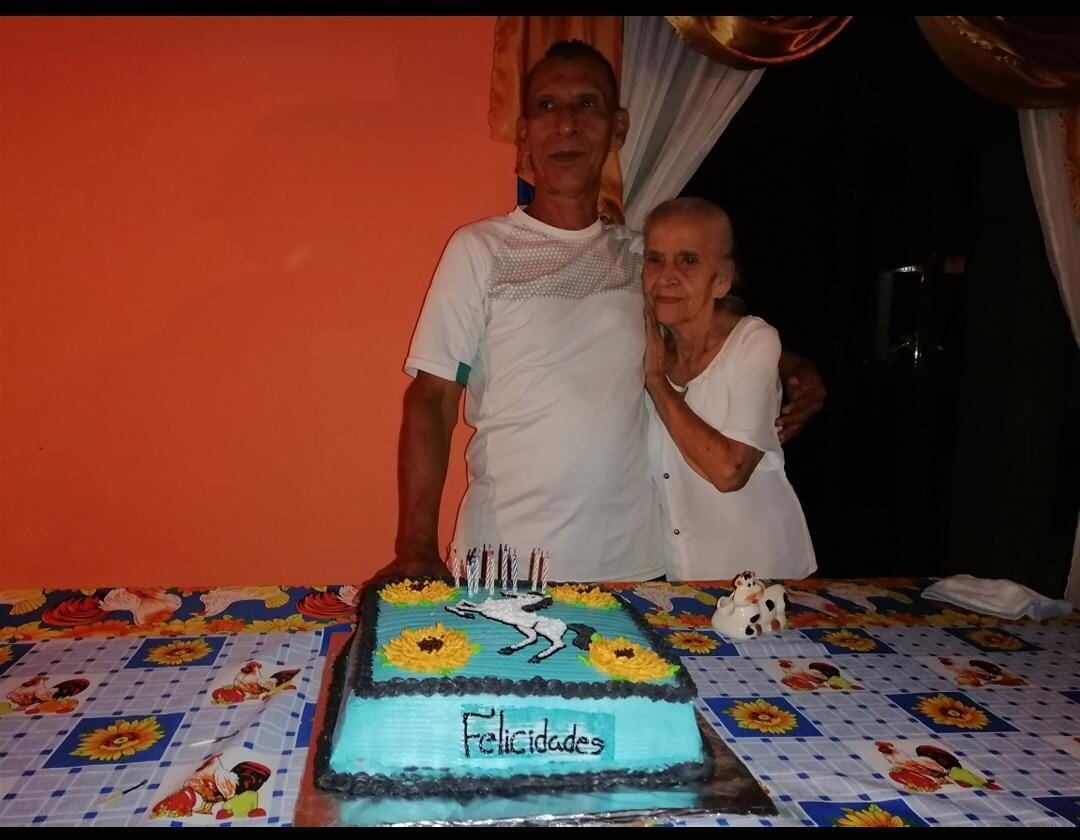 Rigoberto Vargas perdió la vida cuando la buseta en la que viajaba al velorio de su mamá cayó a un guindo en Acosta. Foto cortesía.