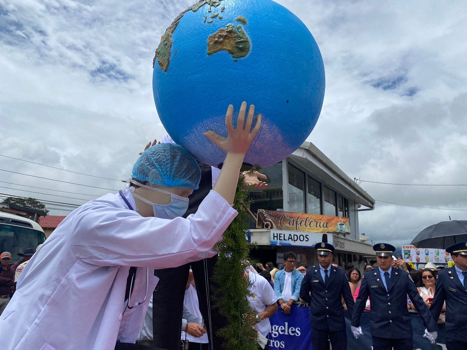 Este 3 de agosto del 2022 se celebra La Pasada 240 de la historia, es decir, el traslado de la virgen de Los Ángeles de la basílica de nuestra señora de Los Ángeles a la catedral de Cartago.