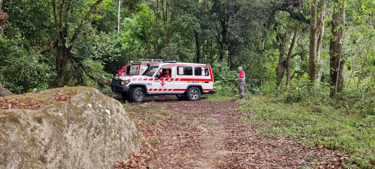 Cruz roja atienden emergencia, foto última hora