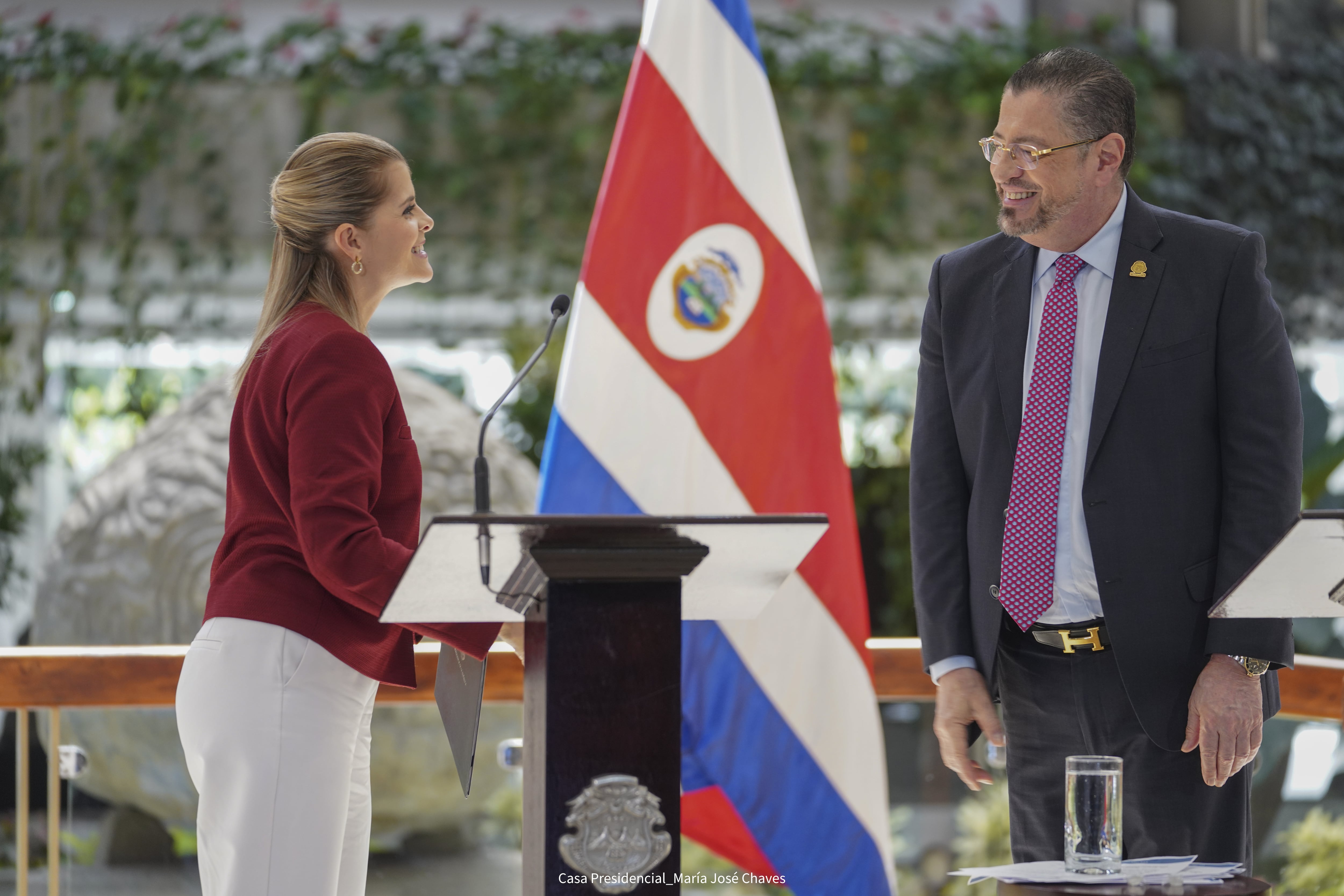 राष्ट्रपती भवनात पत्रकार परिषद