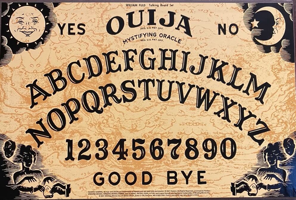 El sacerdote mexicano José de Jesús Aguilar, recuerda que la ouija no es ningún juego y que podría incluso abrirle las puertas al mismísimo diablo.