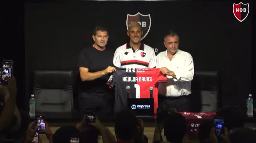Keylor Navas tuvo hoy su presentación con el Newell's Old Boys.