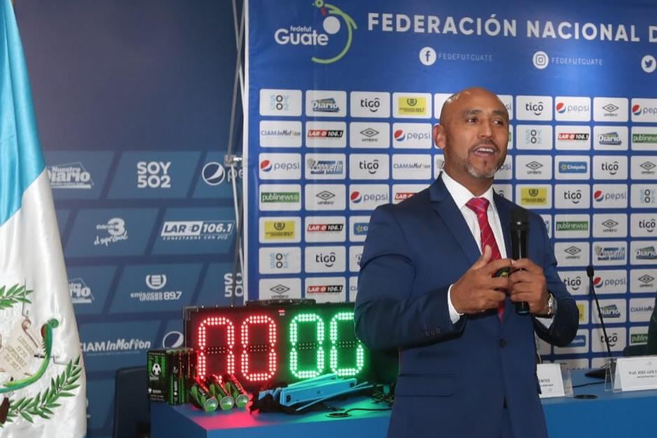 José Luis Camargo dejó Guatemala en medio de una crisis arbitral.