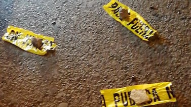 Hombre fue acribillado a balazos mientras cerraba el portón de su casa en Cartago