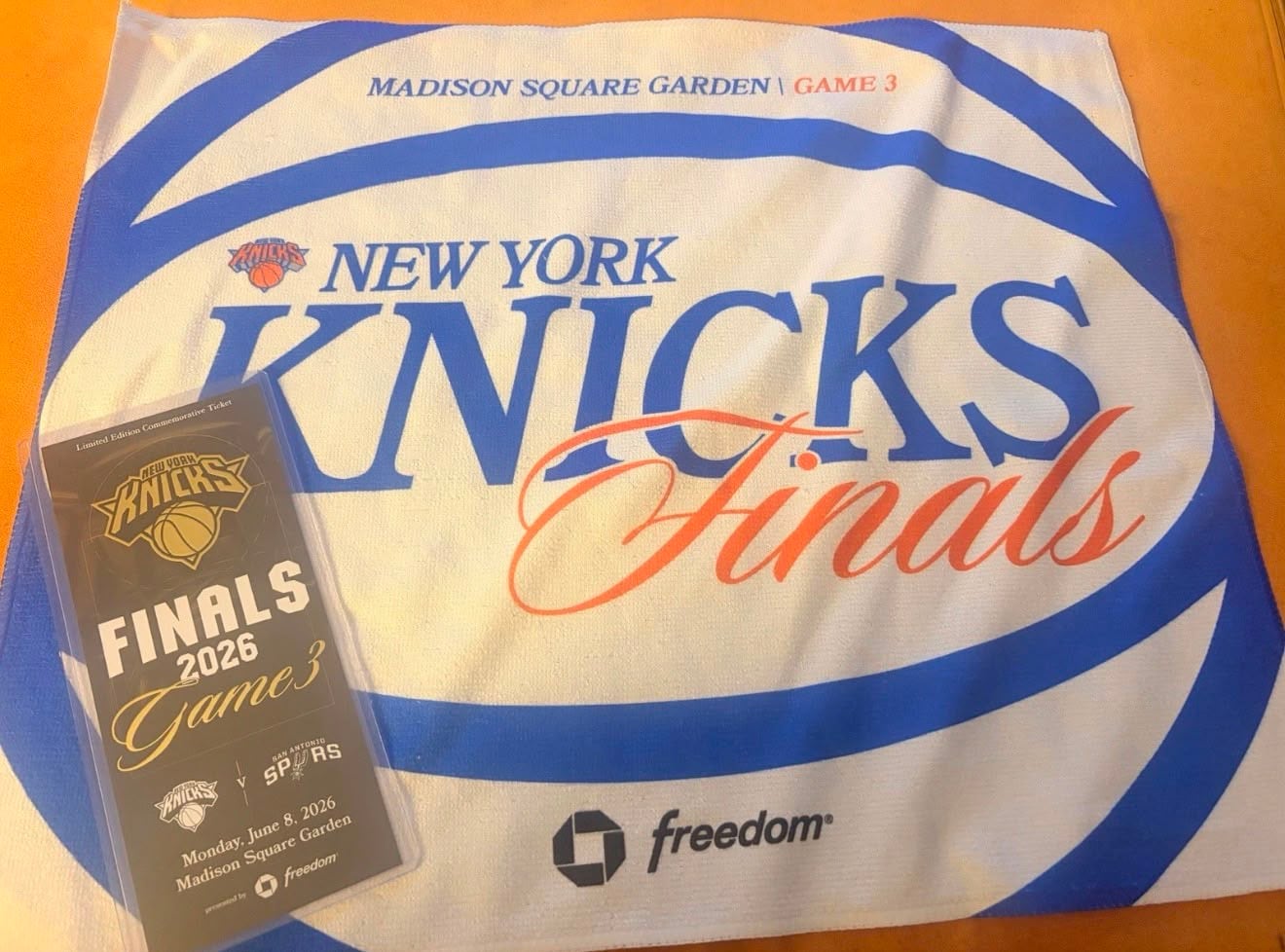 Rubén Alfaro es aficionado a los Knicks desde que tenía 13 años.