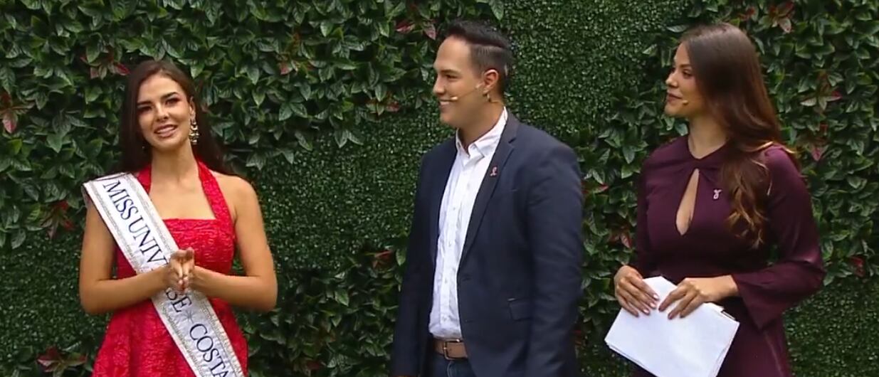 Mahyla Roth, Miss Universe Costa Rica 2025, llegó a Giros de Repretel donde compartió con su novio Rafa Pérez.