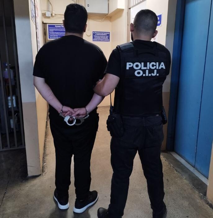 detenido sospechoso de Trata de Personas y otros.
Detenido: Martínez Varela, 37 años.