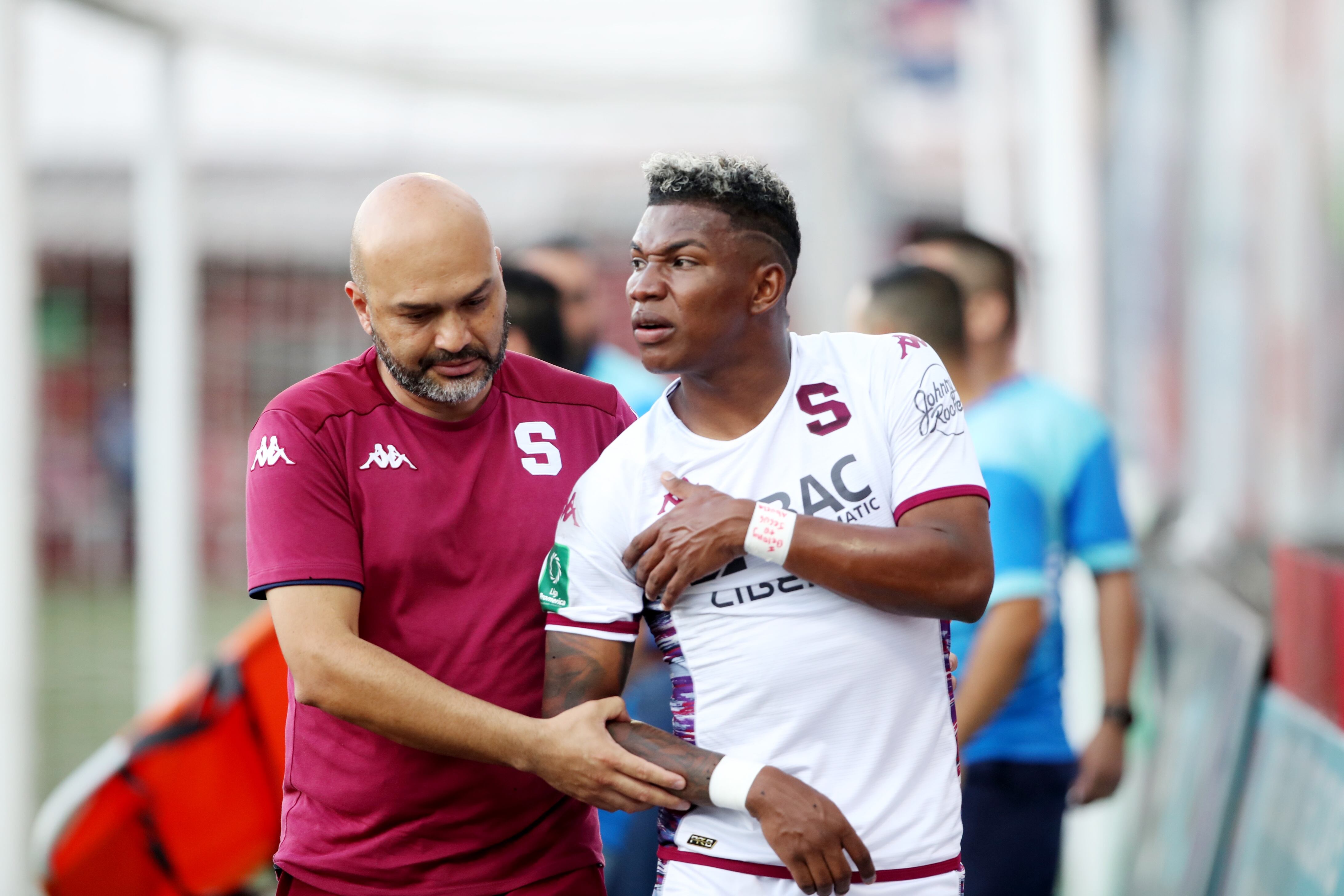 01/03/2024/ Juego entre Santos de Guapiles vs Deportivo Saprissa por el torneo Clausura de la Liga Promerica en el estadio Ebal Rodríguez / Foto John Durán