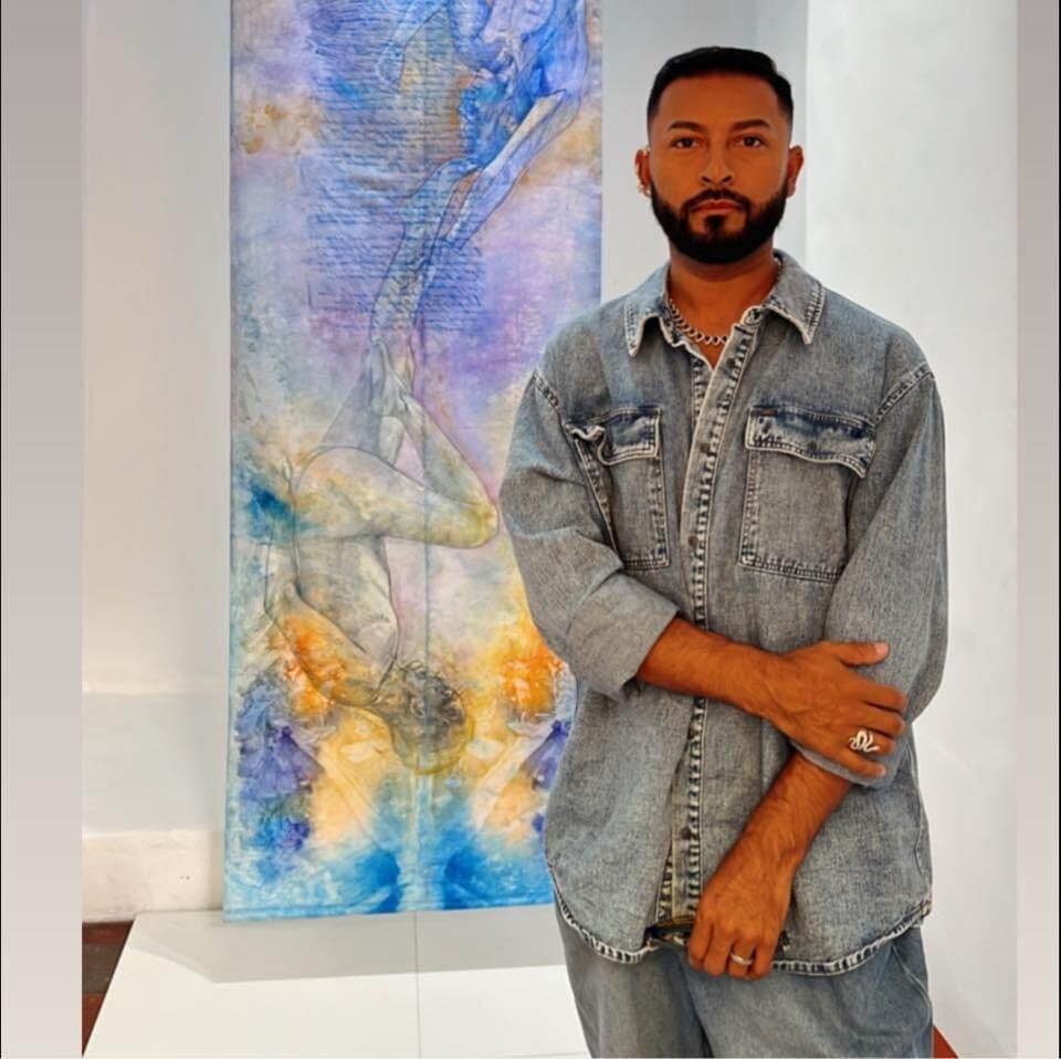 A los 9 años de edad Marcelo Leiva llegó a Costa Rica con su familia migrante nicaragüense y 30 años después cumple su sueño de ser modista profesional y tener su propia marca.