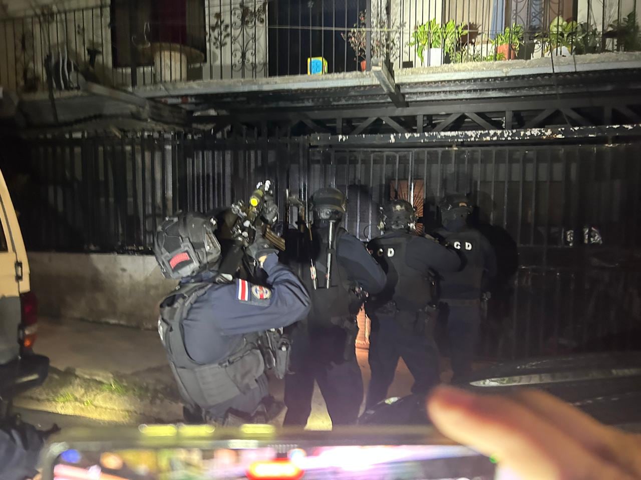 Allanamientos contra la banda Los Guery en Cartago. Foto MSP.