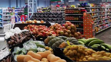 Supermercados medio comienzan a bajar precios de la comida