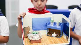 Premiarán creatividad de estudiantes que hagan faroles con materiales de reciclaje