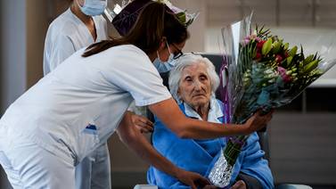 Señora de 100 años vence al coronavirus 