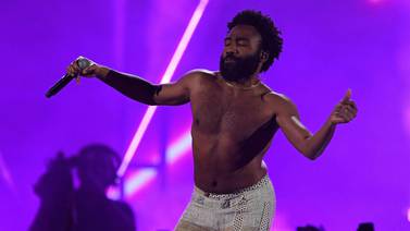 Rap en contra del racismo y las armas gana Grammy a mejor canción del año