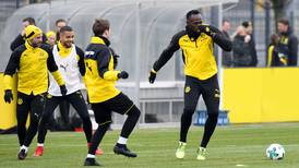 Usain Bolt entrena con el Borussia Dortmund