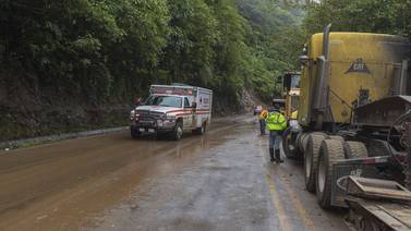 Dueños de carros que quedaron abandonados en la carretera San José - Limón deben recogerlos antes de las 6 de la tarde