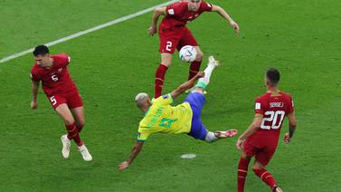 Richarlison mete el gol del Mundial y Brasil derrota a Serbia a puro jogo bonito