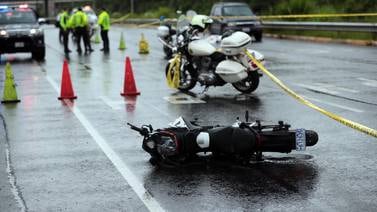 Velocidad y calle mojada habrían provocado el accidente en el que murió un motociclista