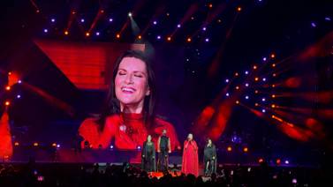 ¿Por qué Laura Pausini hizo la señal de alerta de agresión durante su concierto en el país?
